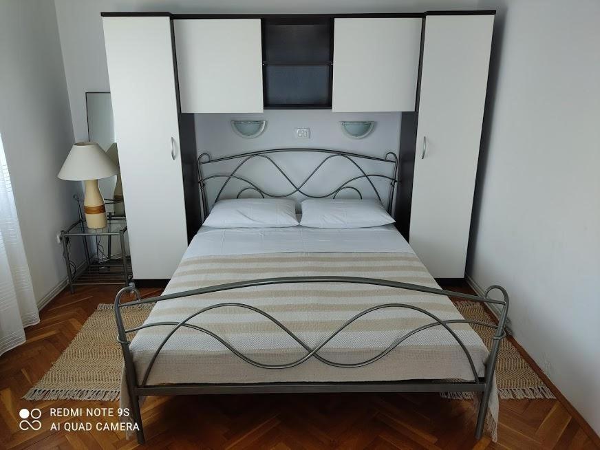 Amazing Seaview Apartment With A Balcony Near The Beach - Kneza Trpimira I ザダル エクステリア 写真